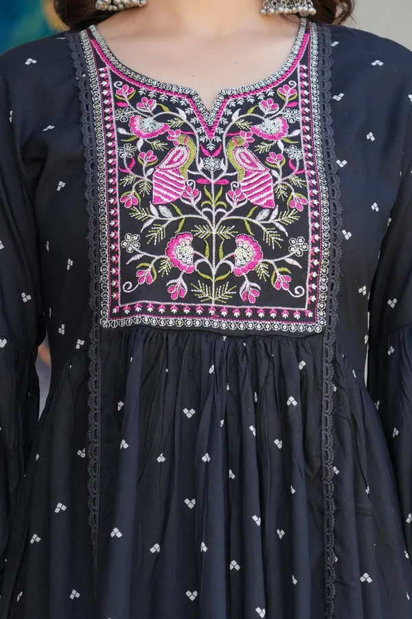 Embroidery_Kurta_Pant_Dupatta_Set_for_women