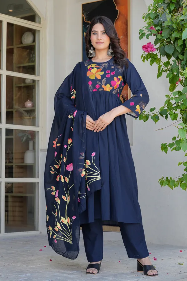 Embroidery_Kurta_Pant_Dupatta_Set_for_women