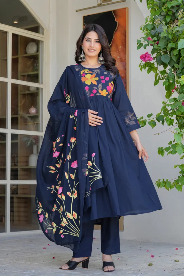 Embroidery_Kurta_Pant_Dupatta_Set_for_women