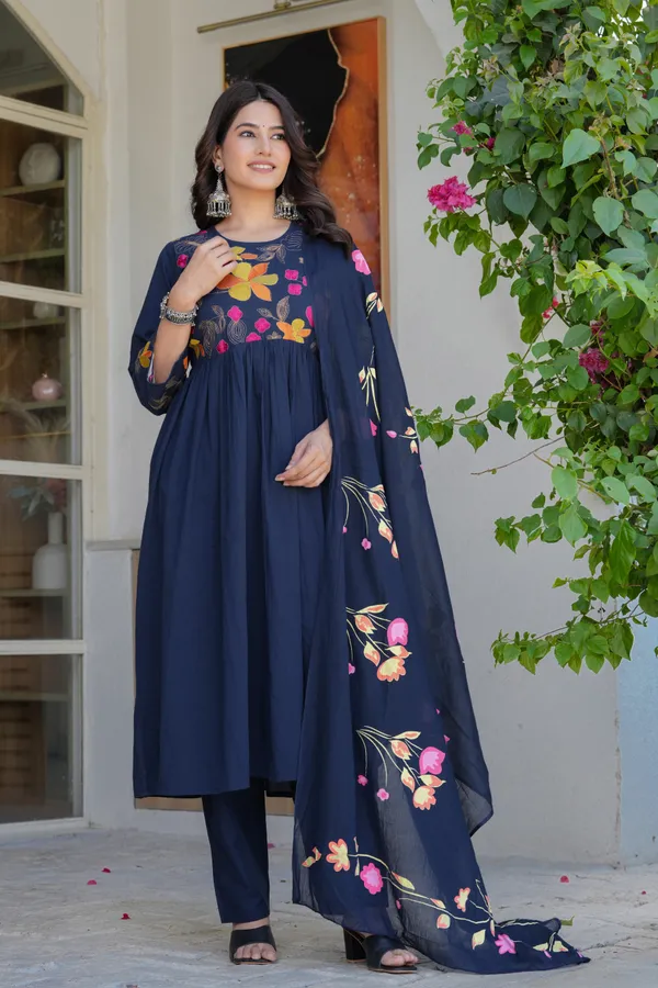 Embroidery_Kurta_Pant_Dupatta_Set_for_women