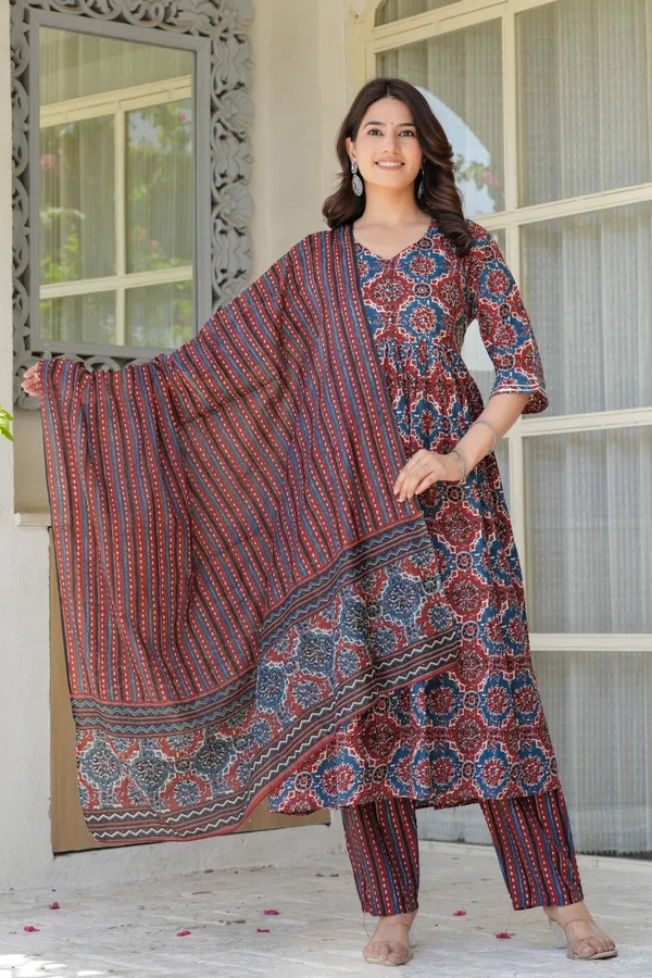 Embroidery_Kurta_Pant_Dupatta_Set_for_women