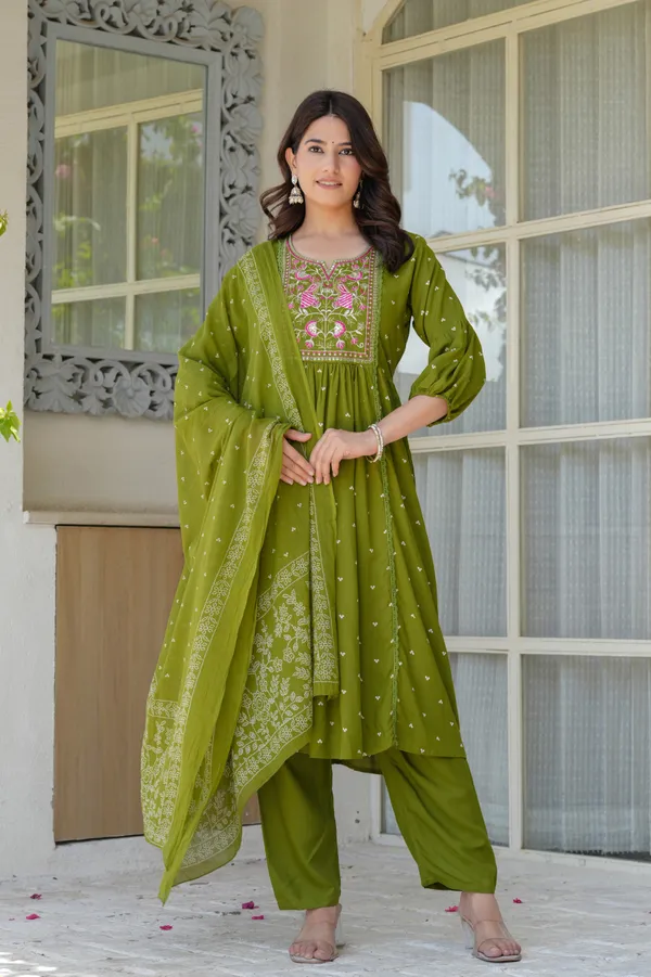 Embroidery_Kurta_Pant_Dupatta_Set_for_women