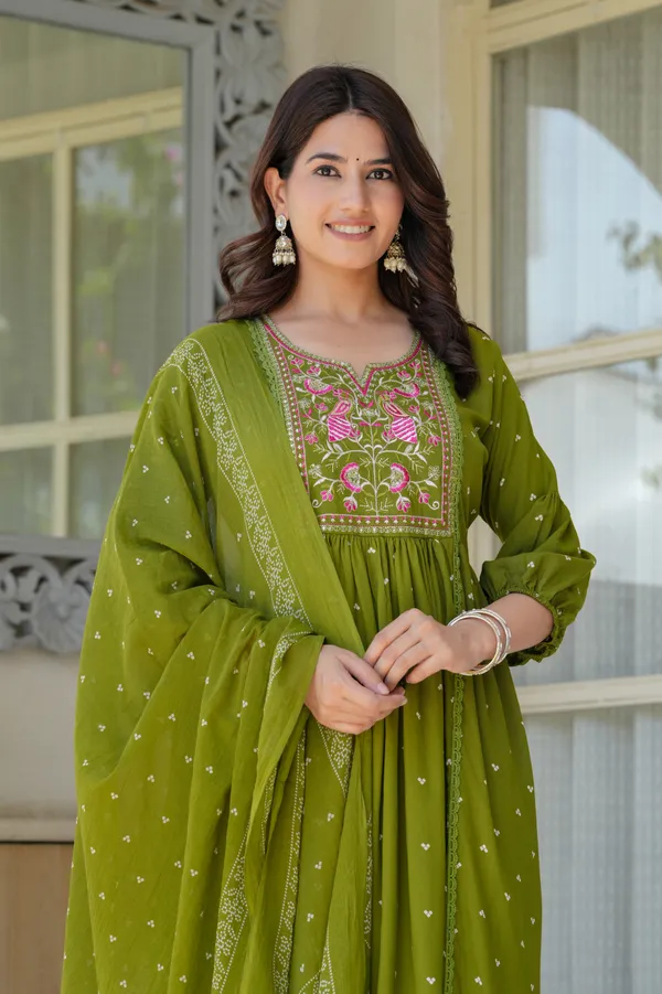 Embroidery_Kurta_Pant_Dupatta_Set_for_women