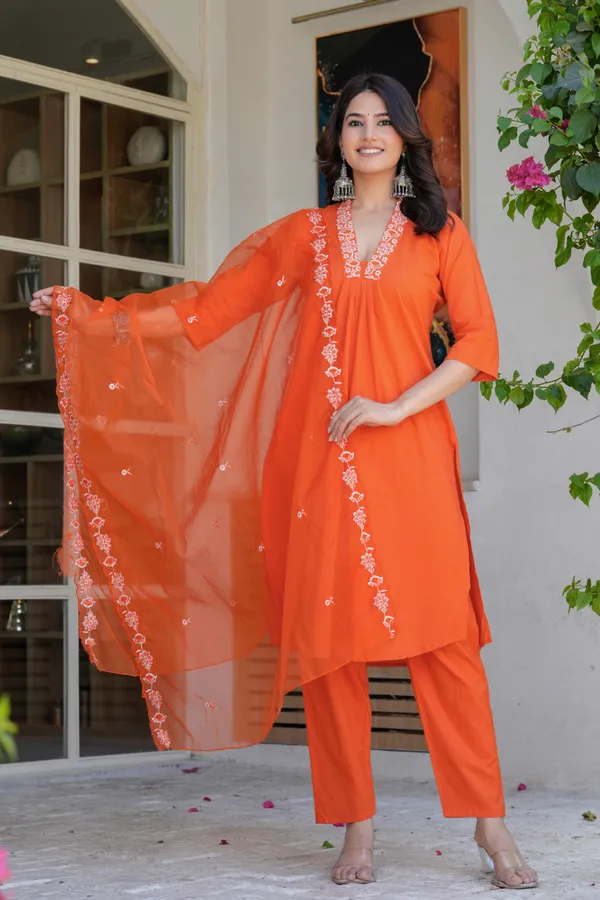 Embroidery_Kurta_Pant_Dupatta_Set_for_women