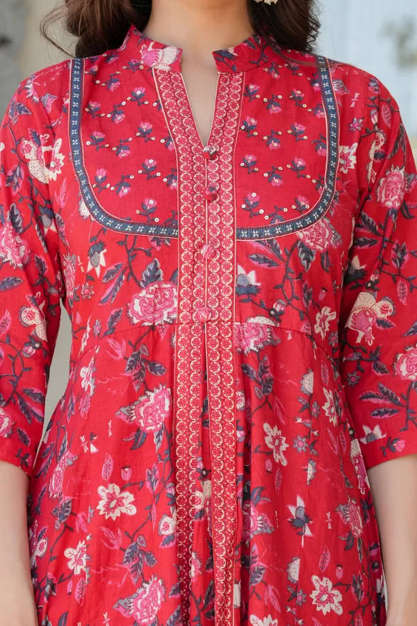 Embroidery_Kurta_Pant_Dupatta_Set_for_women