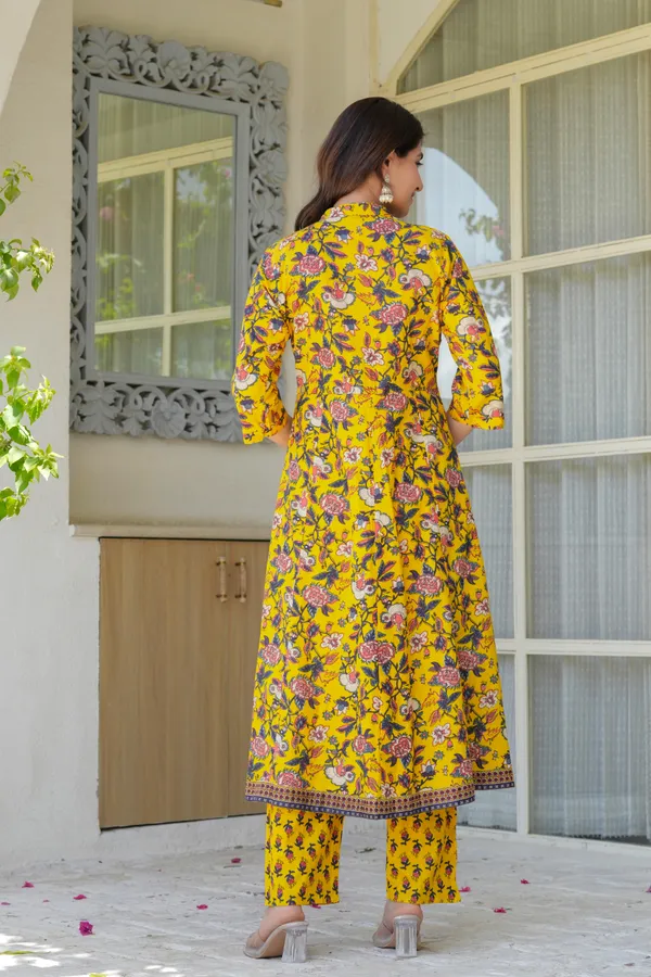 Embroidery_Kurta_Pant_Dupatta_Set_for_women