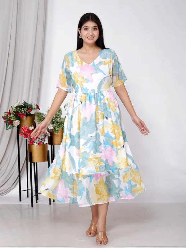 Yellow_Beautiful_Georgette_Anarkali_Kurta_For_Women_&_Girls