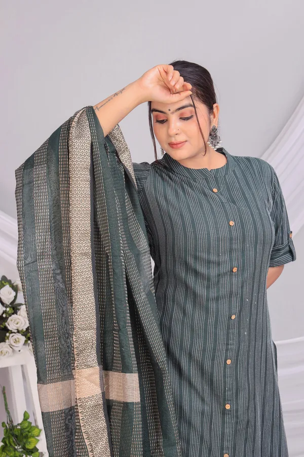 Green_Khadi_Cotton_Kurta_And_Pant_Set_With_Dupatta