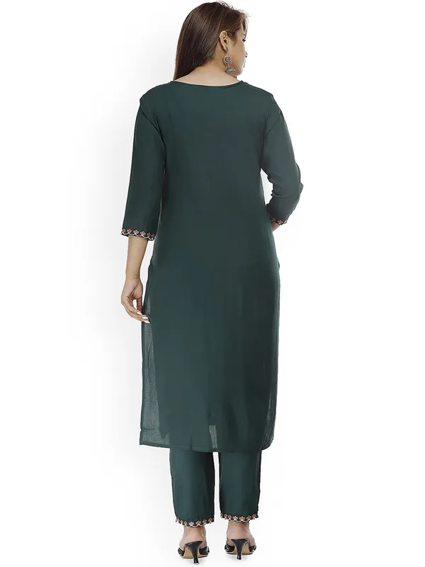 Green_Straight_Embroidery_Kurta_Pant_Set_For_Women_&_Girls