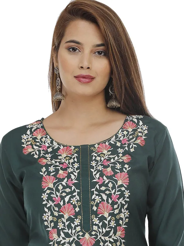 Green_Straight_Embroidery_Kurta_Pant_Set_For_Women_&_Girls
