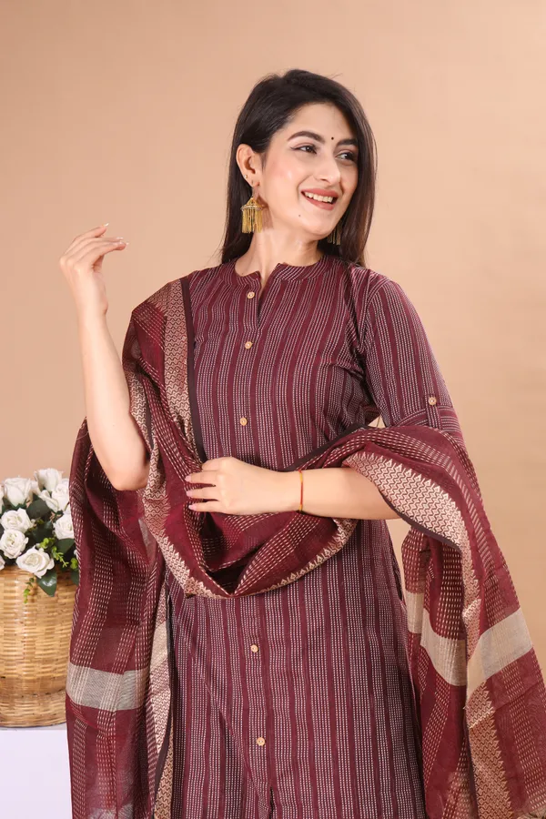 Maroon_Khadi_Cotton_Kurta_And_Pant_Set_With_Dupatta_|_Push_Premium_For_Women