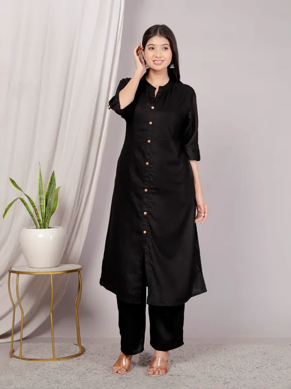 Rayon_Black_Ethnic_Kurta_and_Pant_Set_For_Women