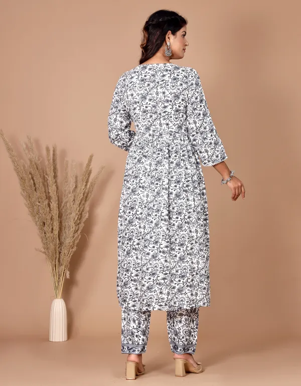 White_Embroidery_Kurta_Pant_Set_For_Women