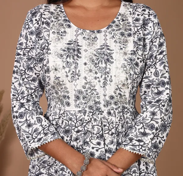 White_Embroidery_Kurta_Pant_Set_For_Women