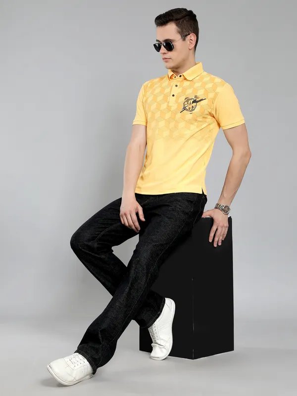 METRONAUT_Self_Design_Men_Polo_Neck_Maroon,_Yellow_T-Shirt