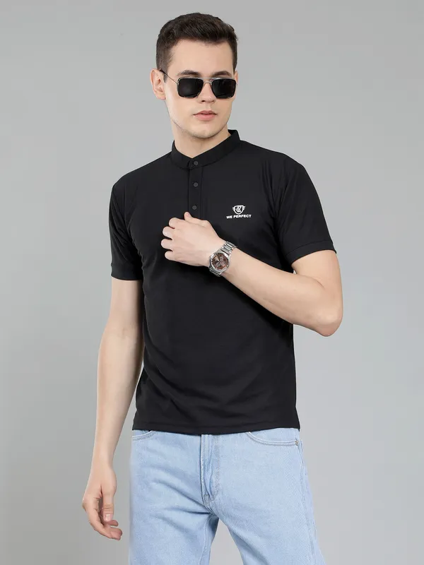 We_Perfect_Solid_Men_Polo_Neck_Black_T-Shirt