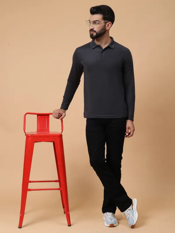 We_Perfect_Solid_Men_Polo_Neck_Grey_T-Shirt