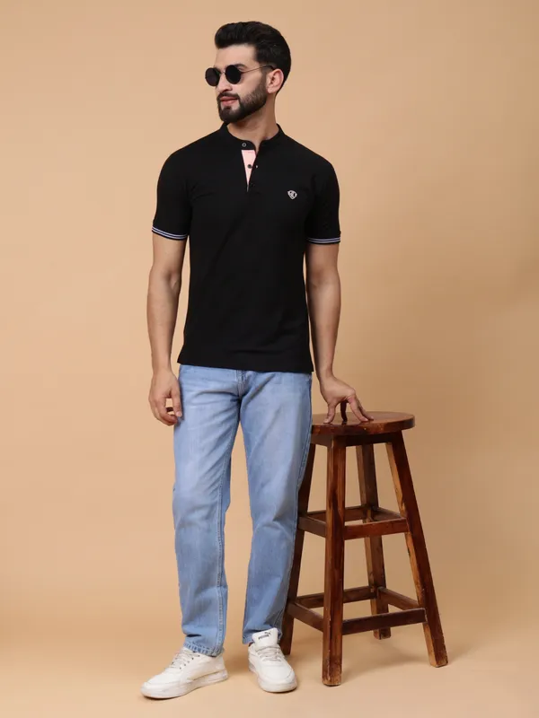 We_Perfect_Printed_Men_Polo_Neck_Black_T-Shirt