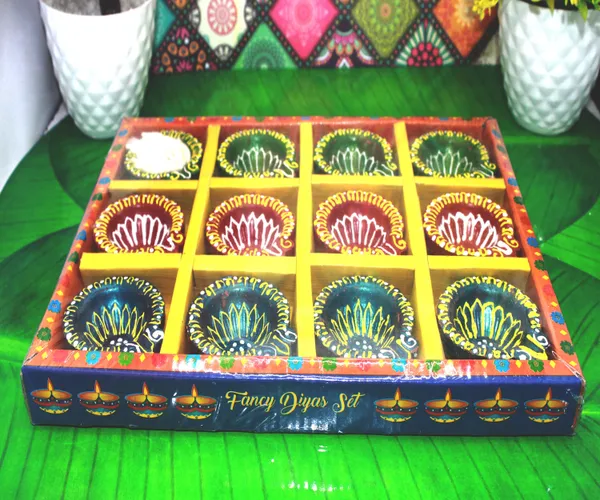 Pack_Of_12_Multicolor_Earthenware_&_Terracotta_Diya_Set