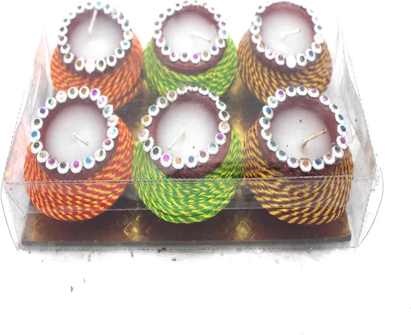 Pack_Of_6_Multicolor_Earthenware_&_Terracotta_Diya_Set