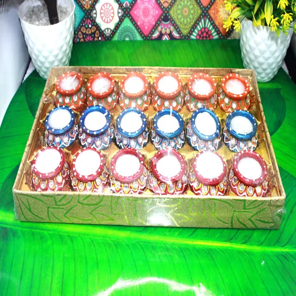 Pack_Of_18_Multicolor_Earthenware_&_Terracotta_Diya_Set