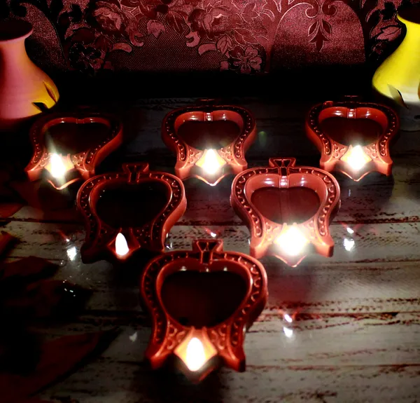 Pack_Of_12_Red_Plastic_Diya_set