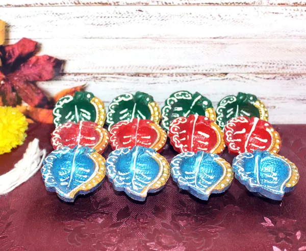 Pack_Of_12_Multicolor_Terracotta_Diya_Set