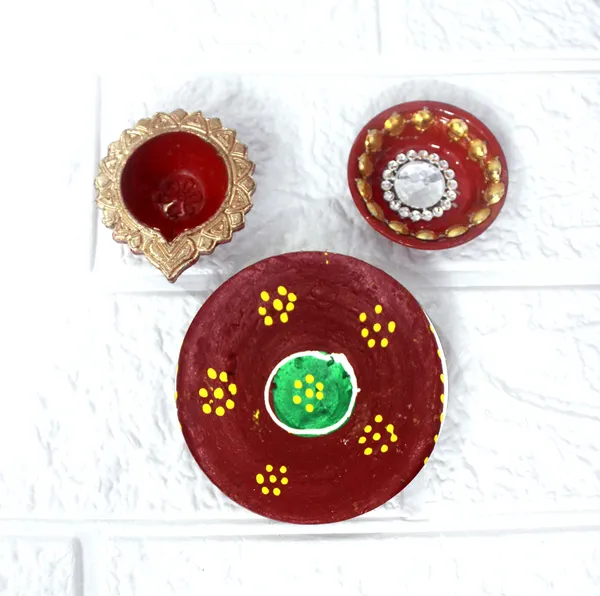 Pack_Of_4_Red_Earthenware_Pooja_Thali_Set