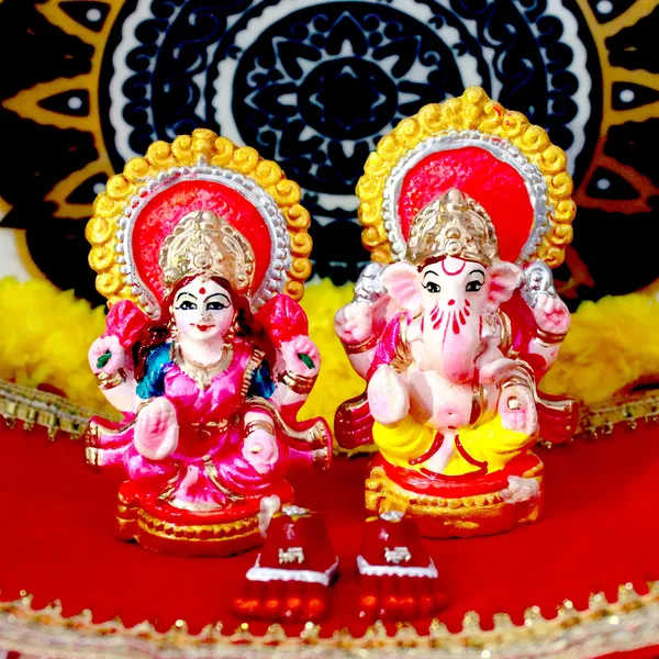 Multicolor_Glossy_Finish_Clay_Religious_Idol_&_Figurine_Showpiece