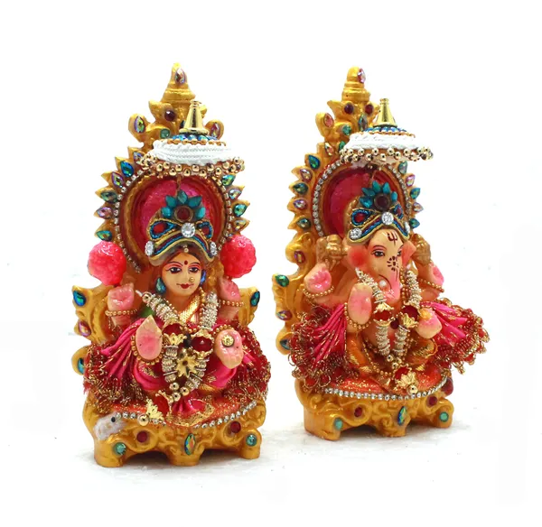 Multicolor_Glossy_Finish_Clay_Religious_Idol_&_Figurine_Showpiece