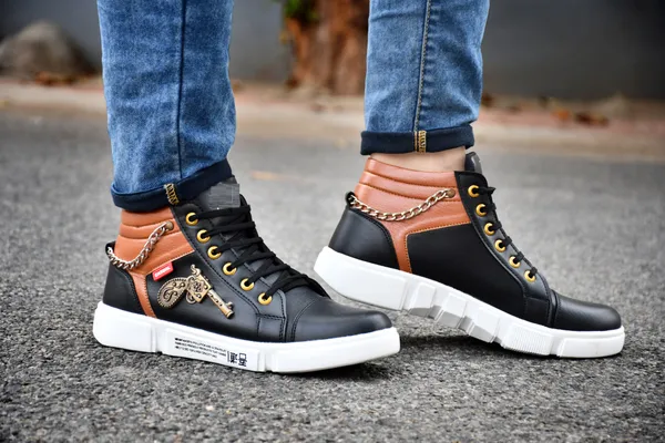 Men_Black_Premium_Sneakers_|_Soft_Sole_For_Strong_Feet_Support_|_Internal_Cushioning_for_Better_Breathability