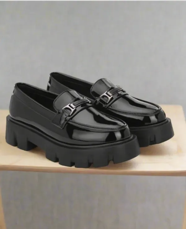 Men_Black_Formal_Patent_Leather_Shoe_|_Soft_Sole_For_Strong_Feet_Support_|_Internal_Cushioning_for_Better_Breathability