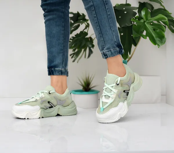 Women_Green_Casual_Sneakers_|_Soft_Sole_For_Strong_Feet_Support_|_Internal_Cushioning_for_Better_Breathability