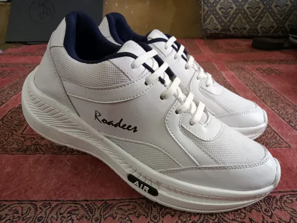 Men_White_Sporty_Sneakers_|_Soft_Sole_For_Strong_Feet_Support_|_Internal_Cushioning_for_Better_Breathability