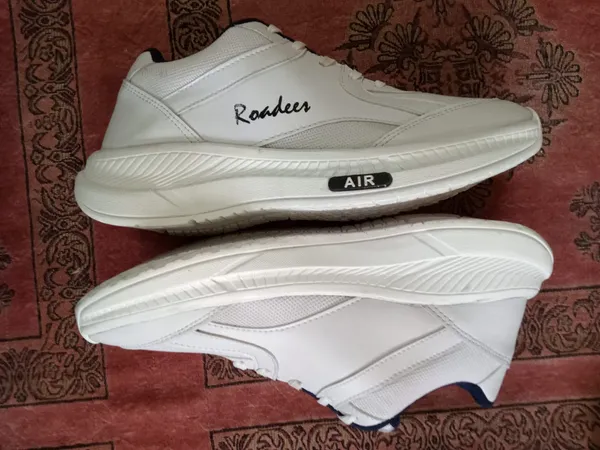 Men_White_Sporty_Sneakers_|_Soft_Sole_For_Strong_Feet_Support_|_Internal_Cushioning_for_Better_Breathability