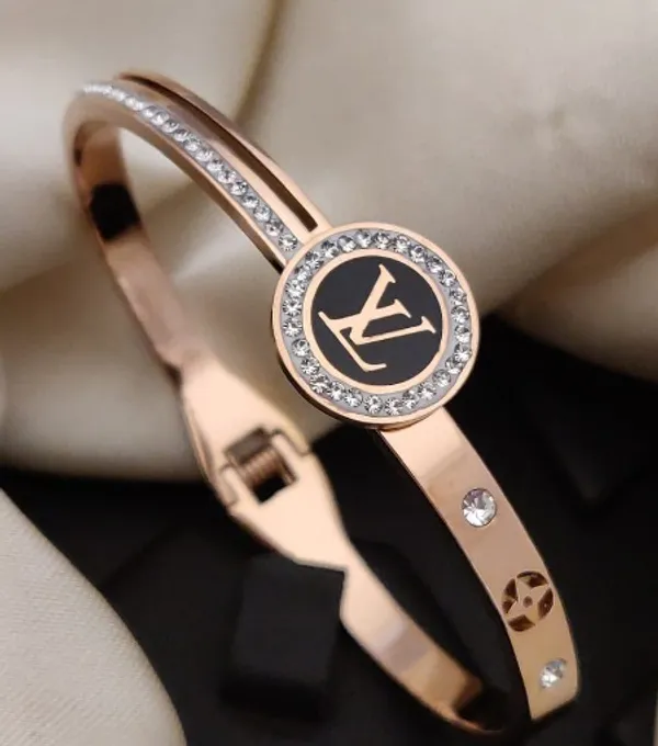 Rose_Gold_Stylish__Bracelet_Kada_For_Women