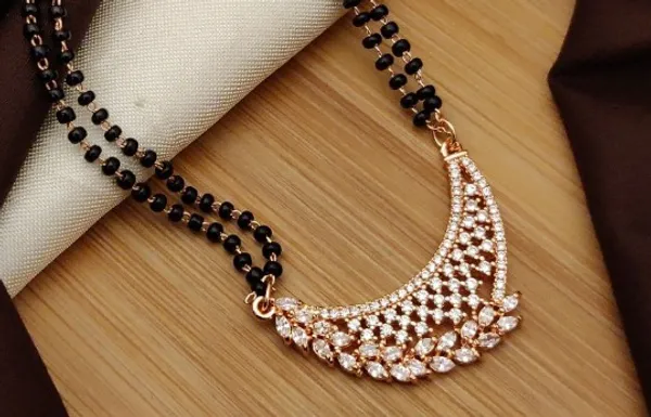 Golden_Brass_Mangalsutra_For_Women