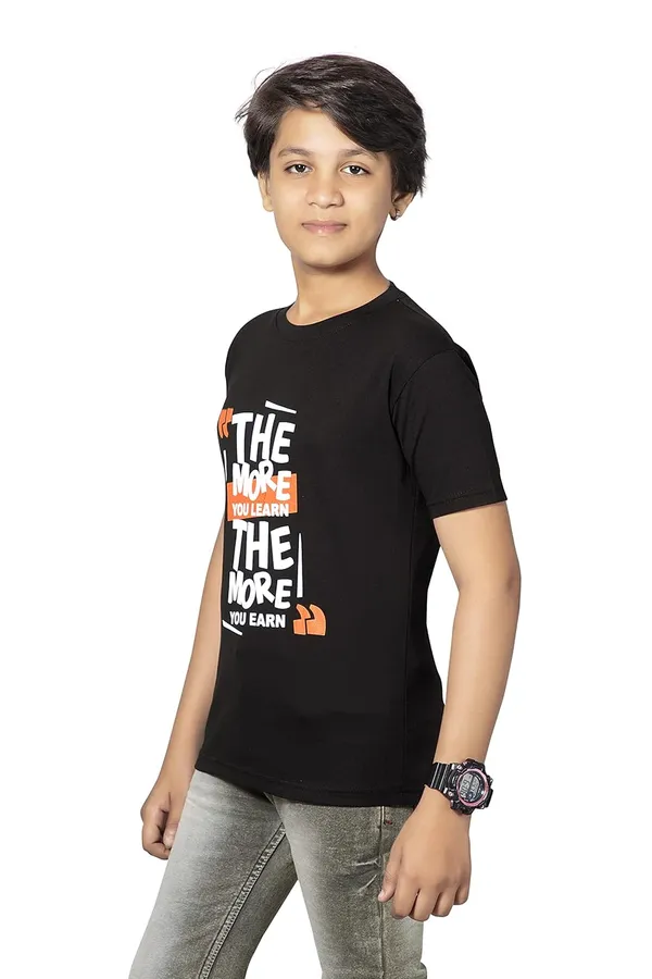 Black_Half_Sleeves_Round_Neck_Cotton_Printed_T-Shirt_For_Boys