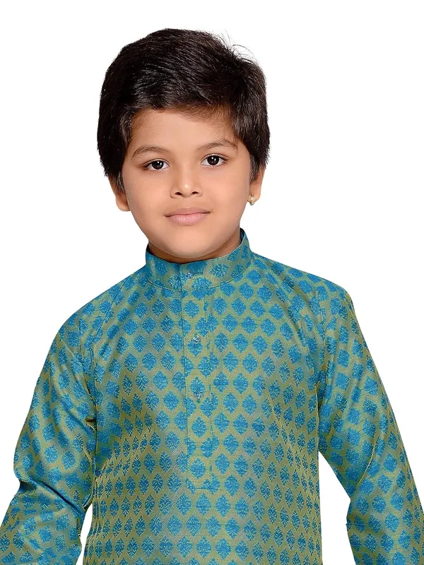 Peacock_Green_Boys_Jacquard_Silk_Kurta_And_Pyjama_Set