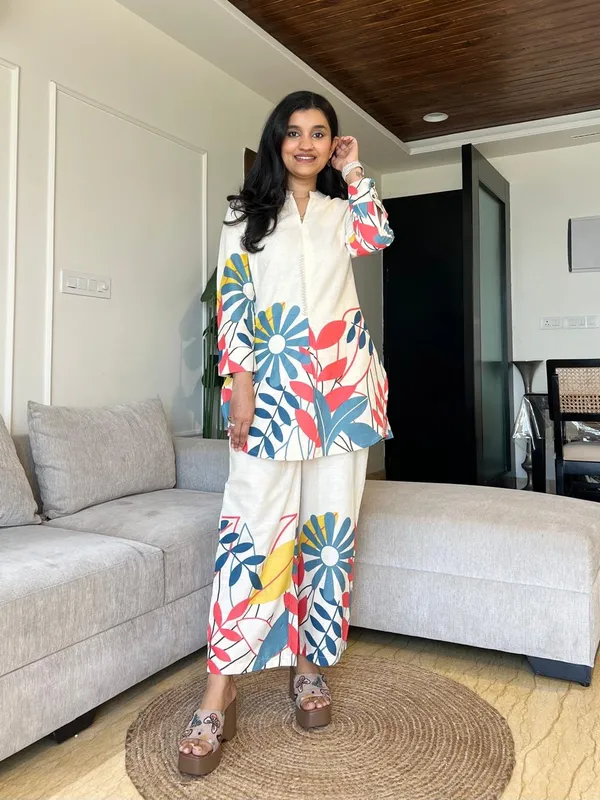 Off-White_Base_Beautiful_Cotton_Flex_Co-ord_Set_For_Women