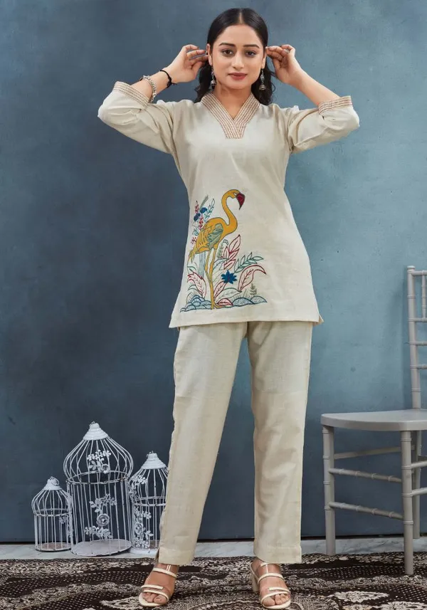 Off-White_base_Beautiful_Cotton_Flex_Co-ord_Set_For_Women