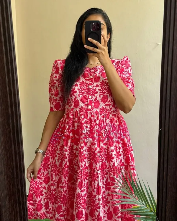 Beautiful_Cotton_Printed_Flare_Middi/_Dress