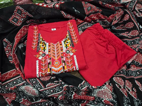 Red_Beautiful_Embroidered_Cotton_Kurti_and_Pant_Pair_With_Dupatta_For_Women