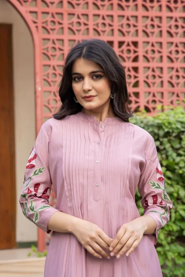 Pink_Cotton_Embroidered_Kurti_and_Pant_Set_For_Women