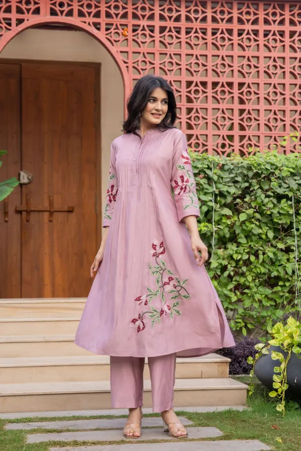 Pink_Cotton_Embroidered_Kurti_and_Pant_Set_For_Women