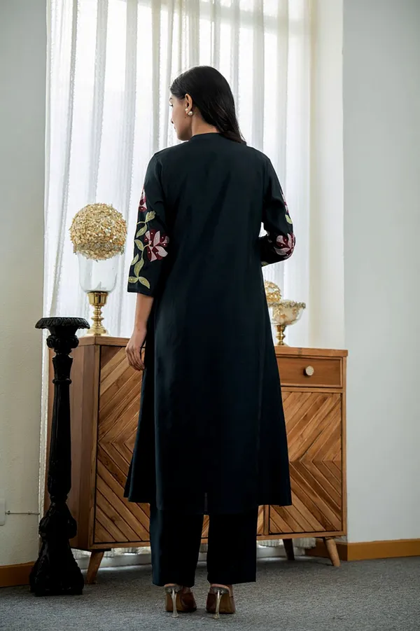 Black_Cotton_Embroidered_Kurti_and_Pant_Set_For_Women