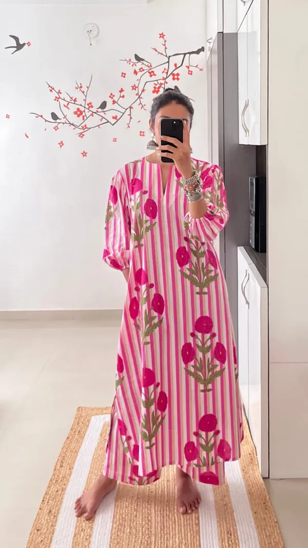 Rani_&_White_Cotton_Floral_Print_Kurti_and_Pant_Co-ord_Set_For_Women
