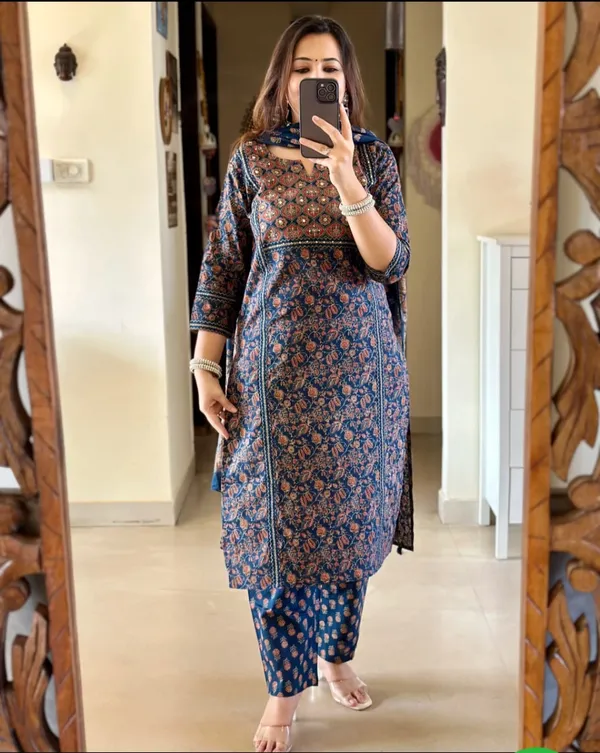 Cotton_Jaipuri_Print_Kurti_and_Pant_with_Dupatta