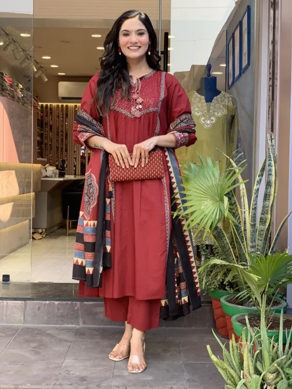 Maroonish_Red_Cotton_Kurti_and_Pant_Pair_With_Cotton_Dupatta_For_Women