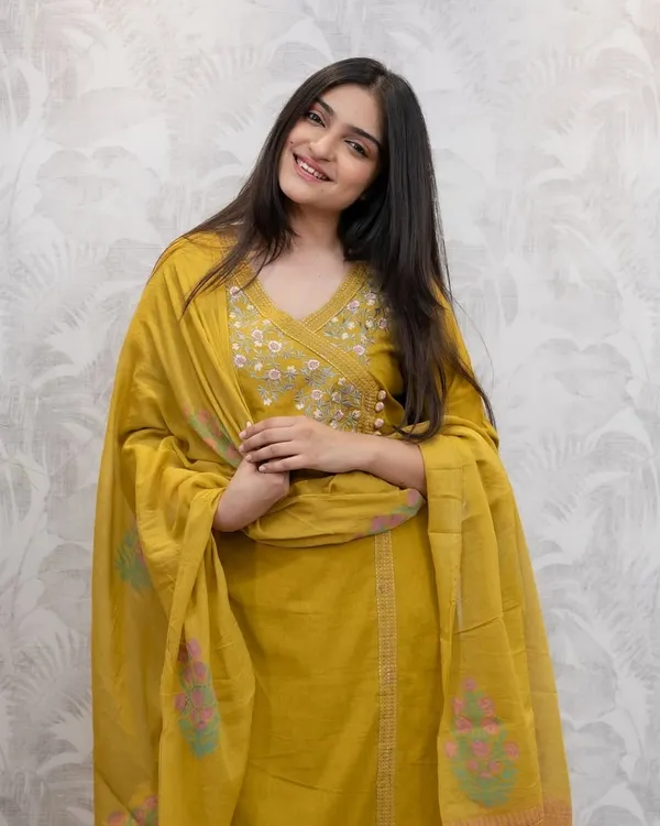 Yellow_Cotton_Kurti_and_Pant_With_Dupatta_For_Women
